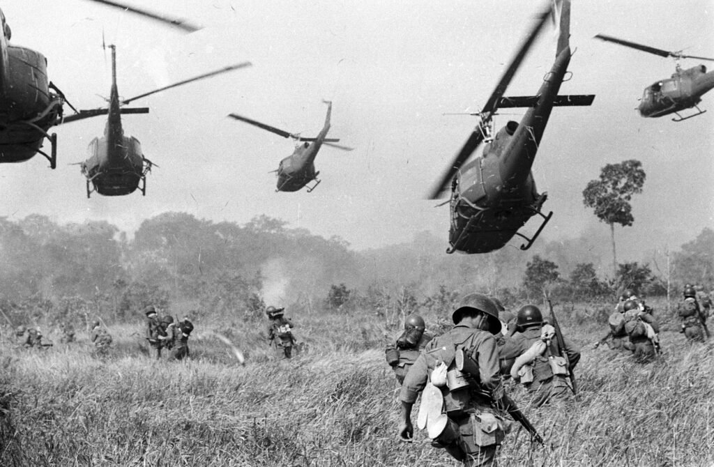Helikopteri i vojnici u Vietnamskom ratu